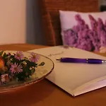 Pensionszimmer Im Fliederhof * Michendorf