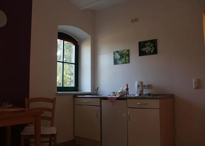 Pensionszimmer Im Fliederhof ميشيندورف