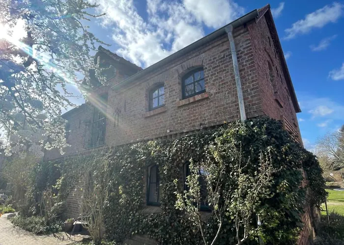 Pensionszimmer Im Fliederhof ميشيندورف